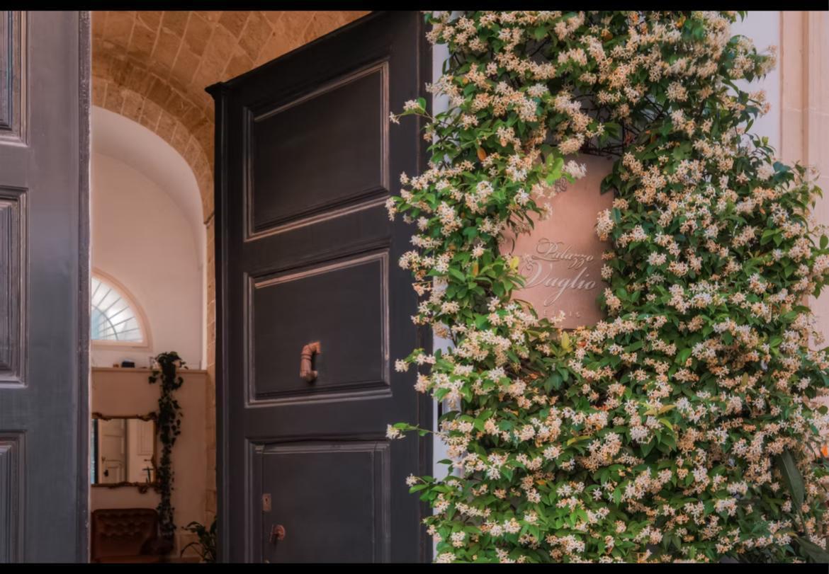 Stabile/Palazzo in vendita in via saverio de pace 3, Nard�