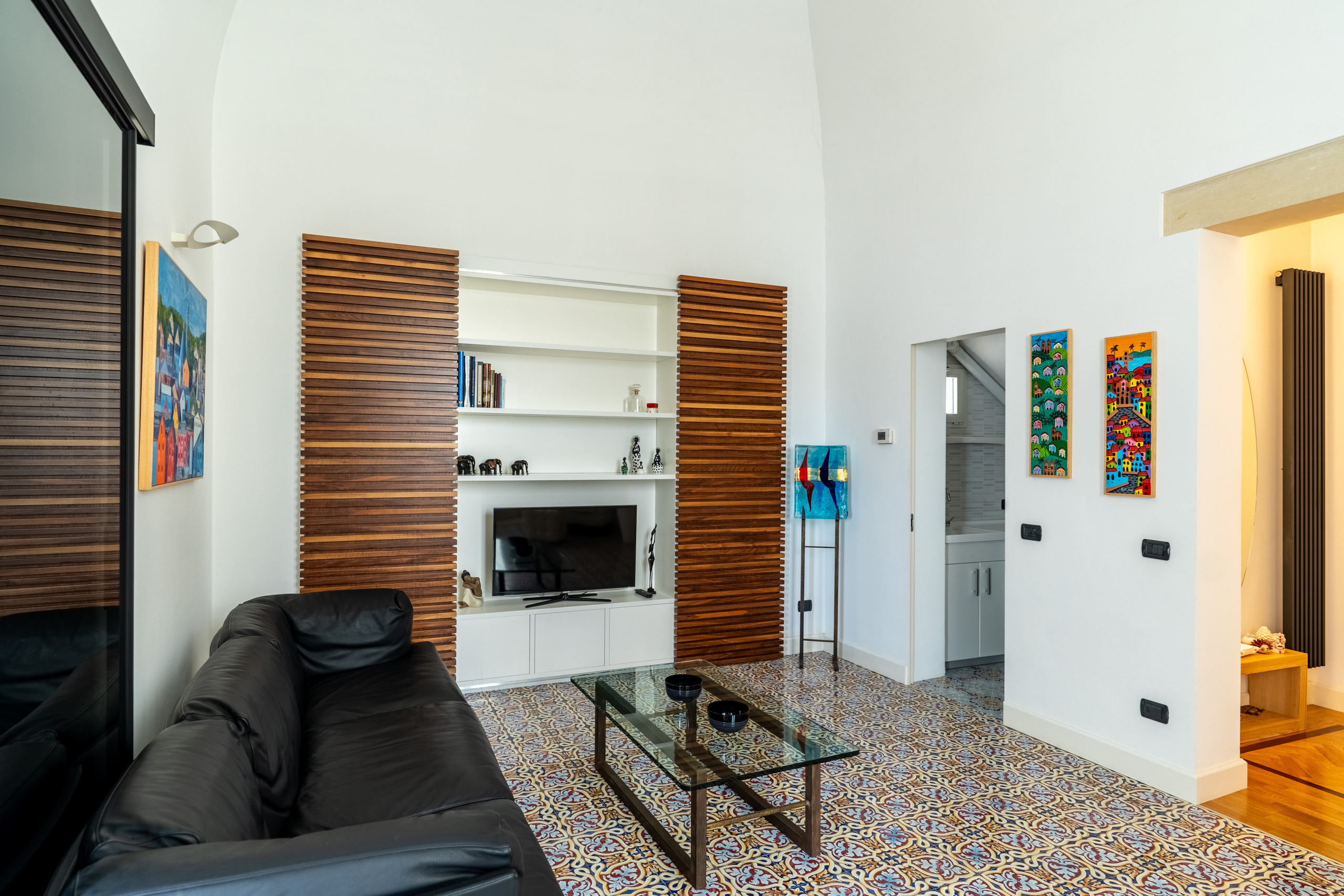 Quadrilocale ristrutturato in via regina isabella 6, Lecce