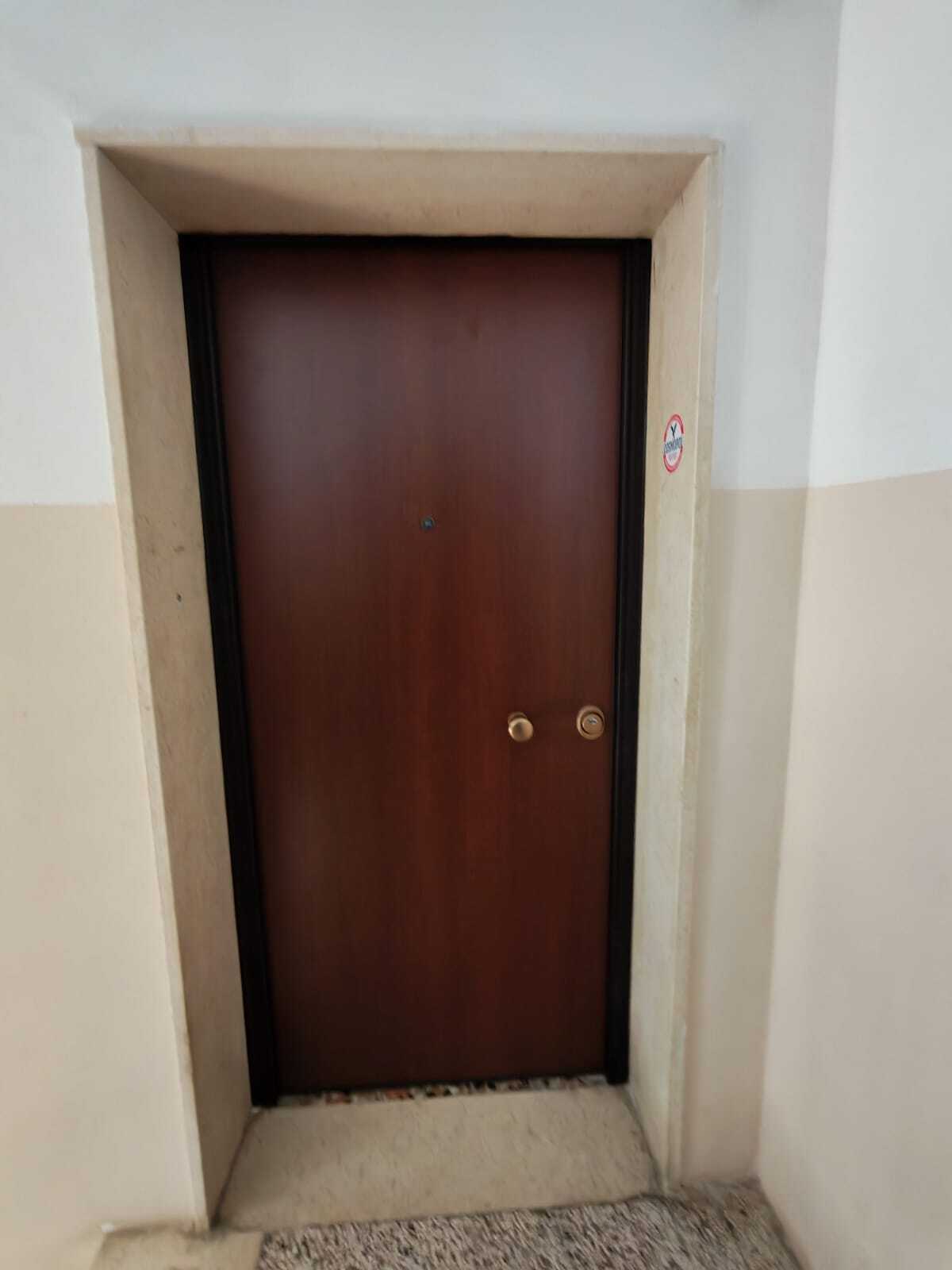 Trilocale da ristrutturare in via giovanni papini 43, Brindisi