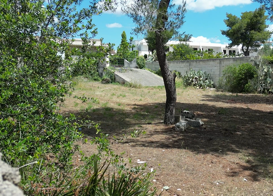 Villa con giardino in via porto selvaggio, Nard�