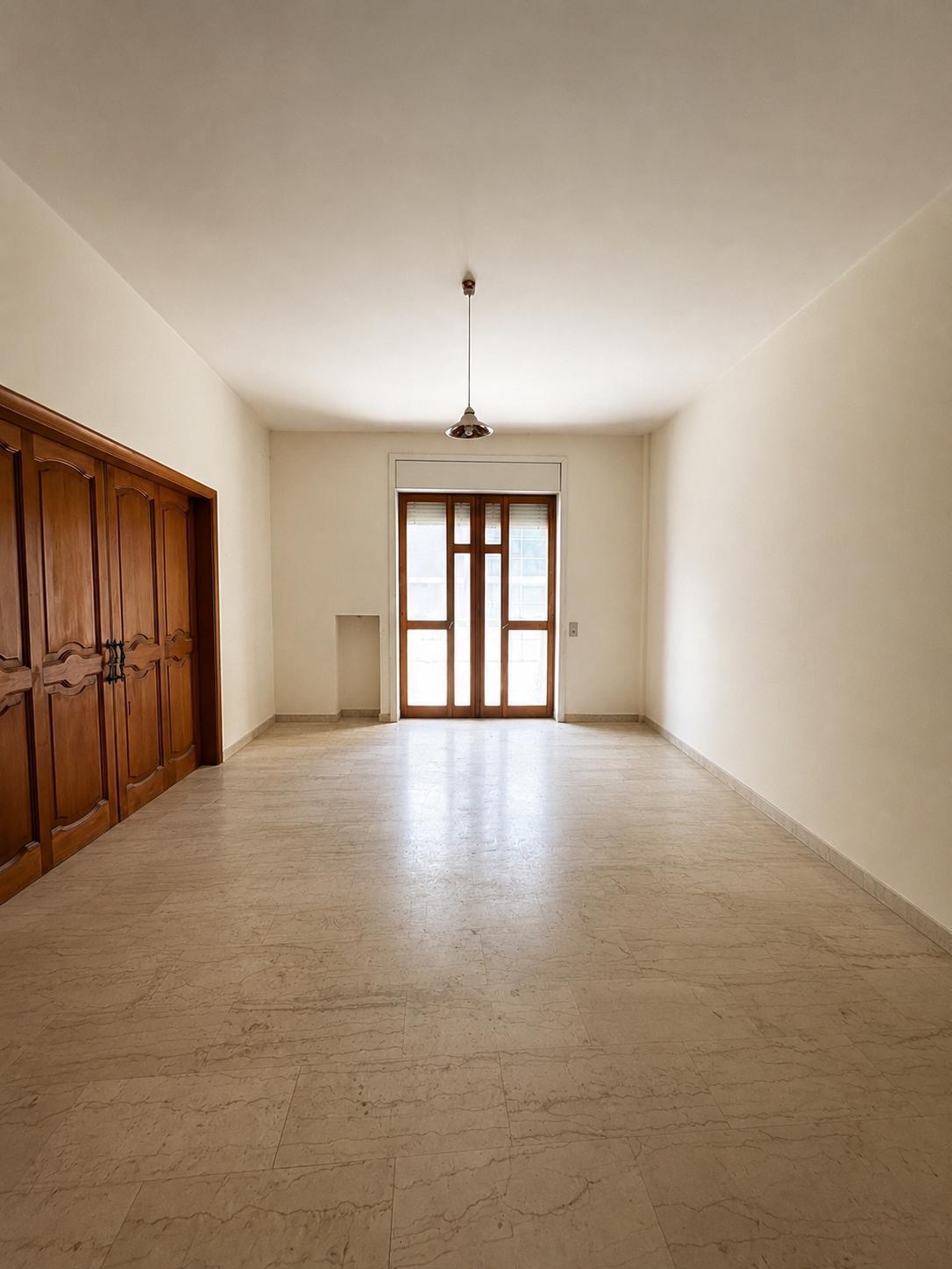 Appartamento con terrazzo in via nazario sauro 31, Lecce