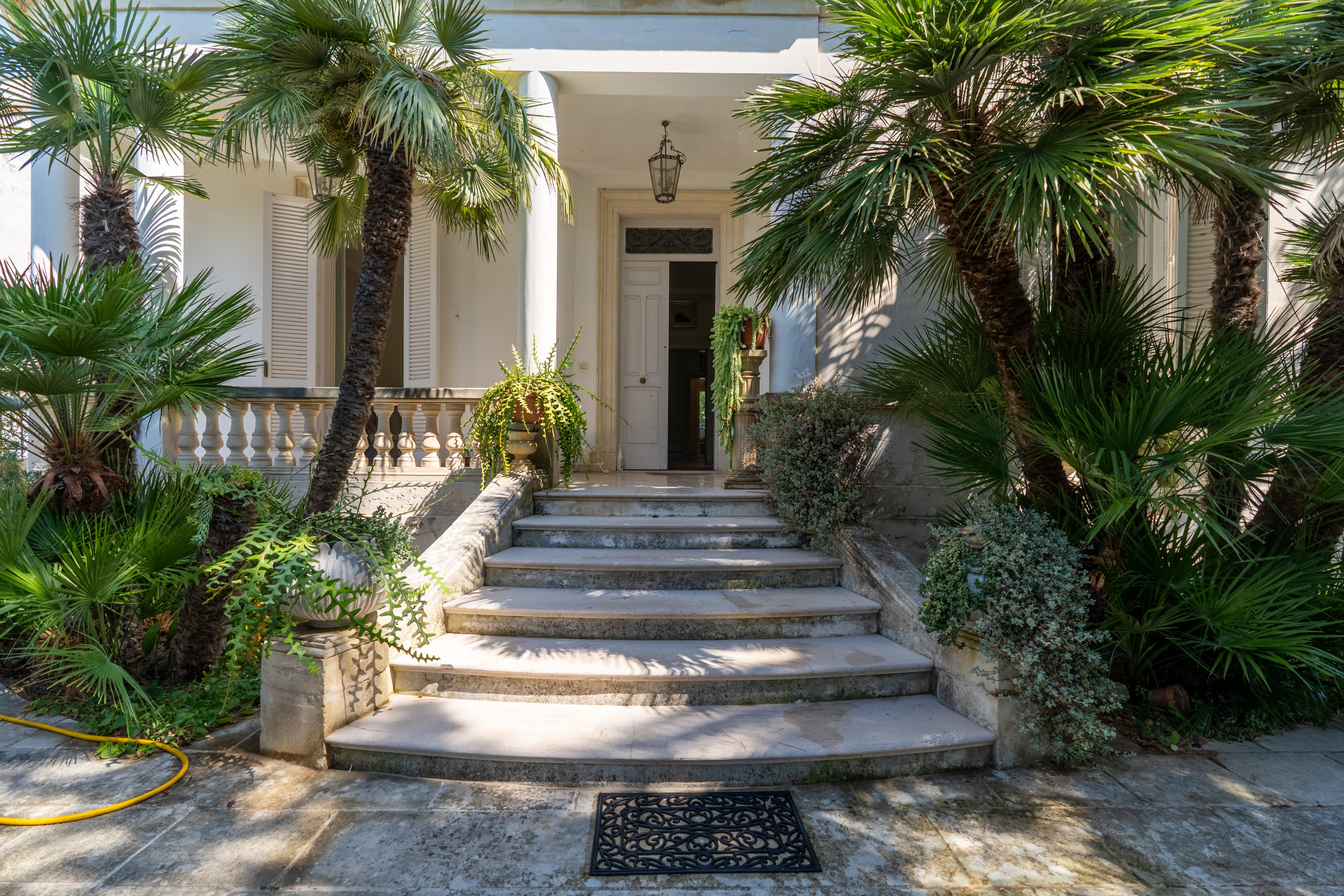 Villa con giardino in via matteo tafuro 3, Lecce