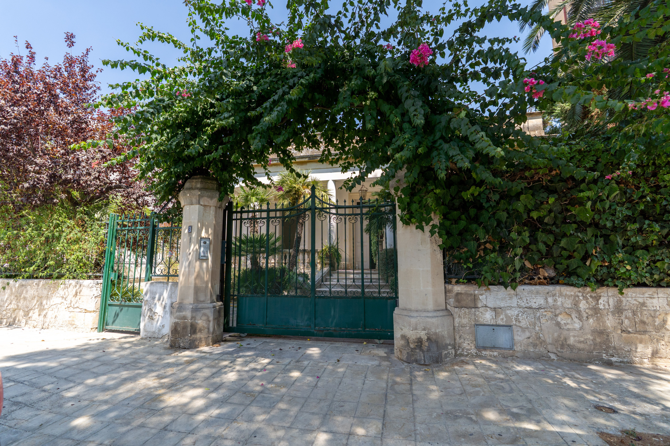 Villa con giardino in via matteo tafuro 3, Lecce