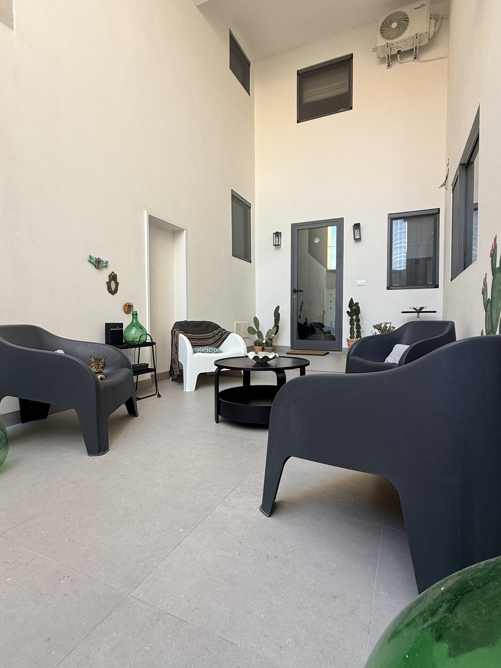 Casa indipendente con box doppio in via iv novembre, Trepuzzi