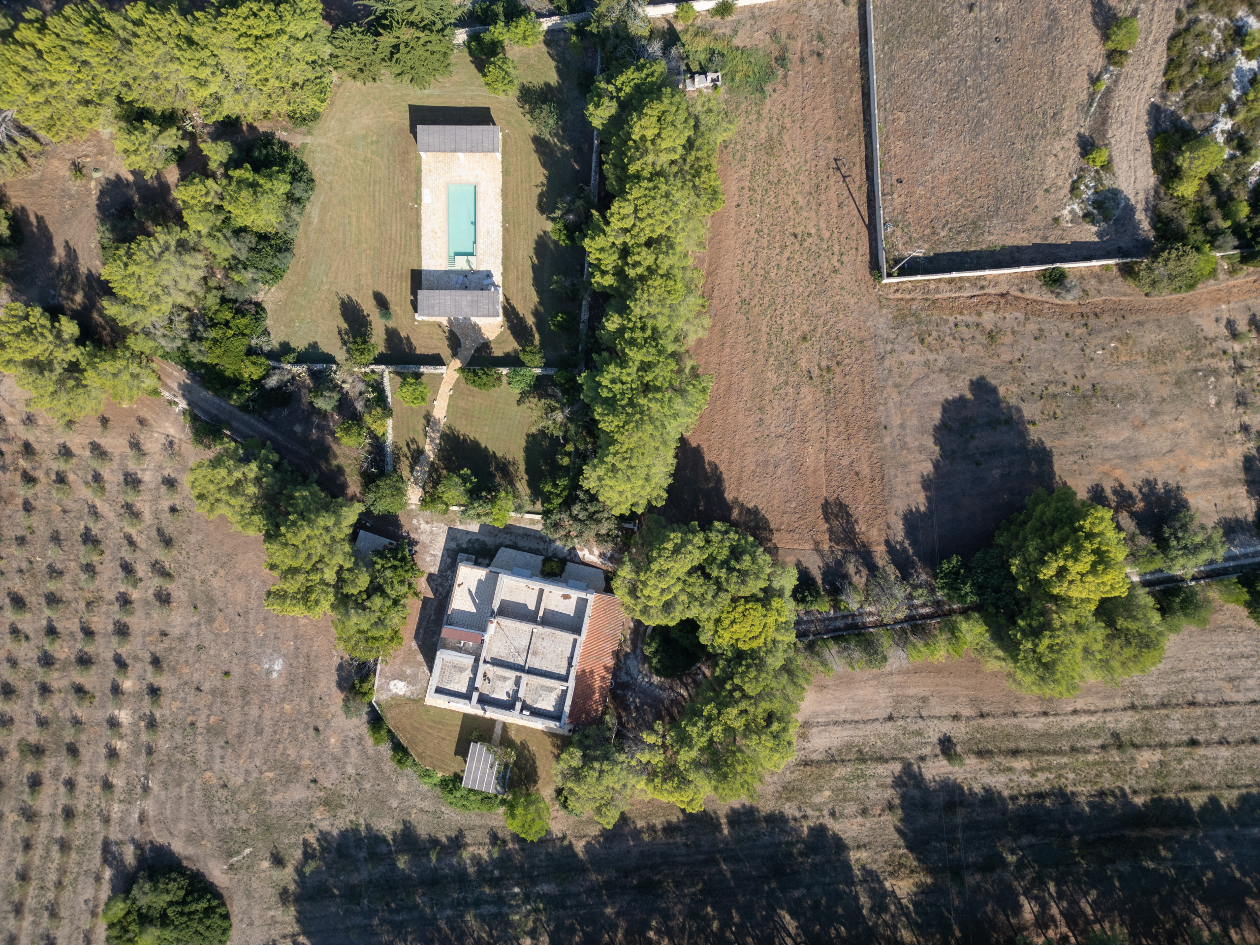 Villa ristrutturata in via desio, Lecce