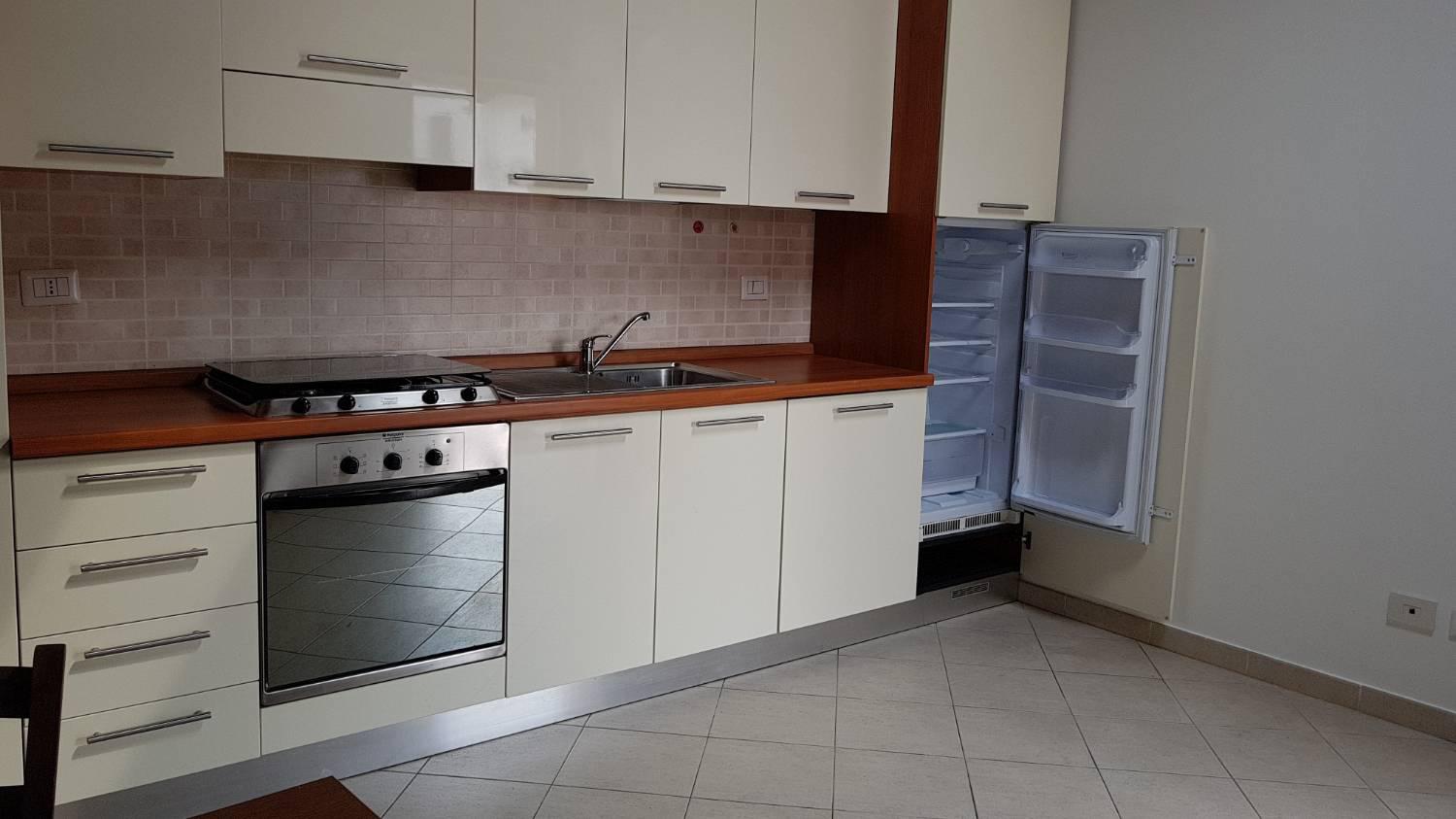 Bilocale arredato in affitto a Pogliano Milanese