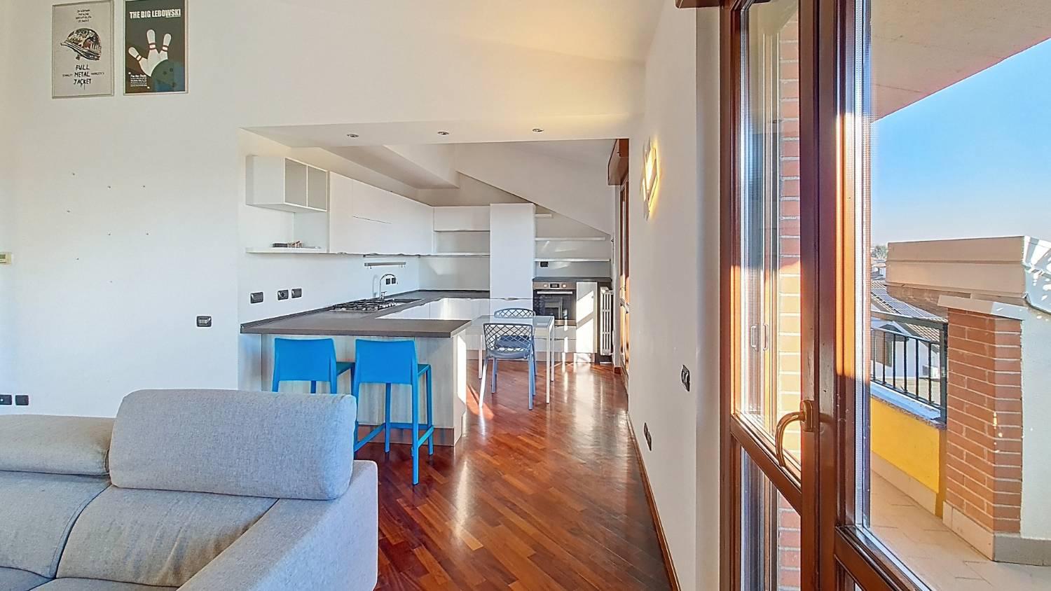 Appartamento con box a Pregnana Milanese