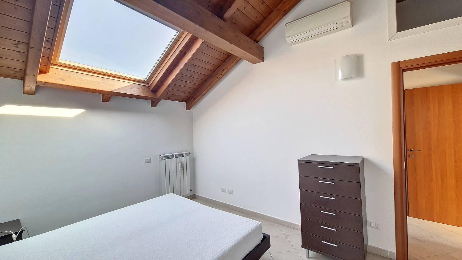 Bilocale arredato in affitto a Pogliano Milanese