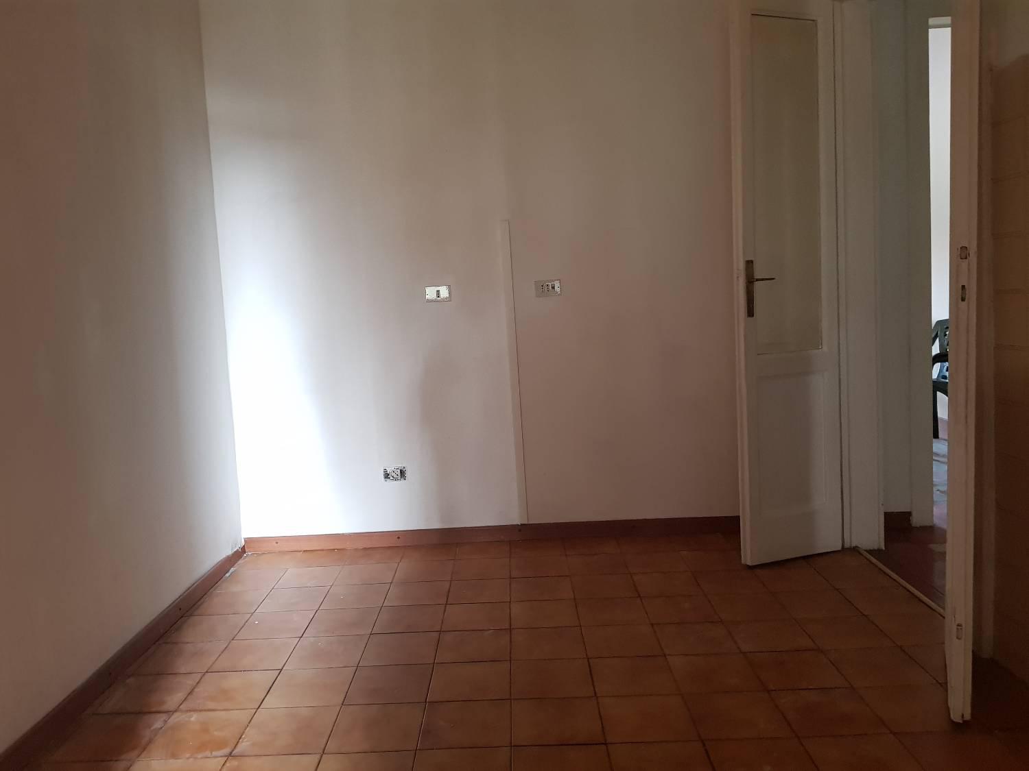 Trilocale in affitto a Rho