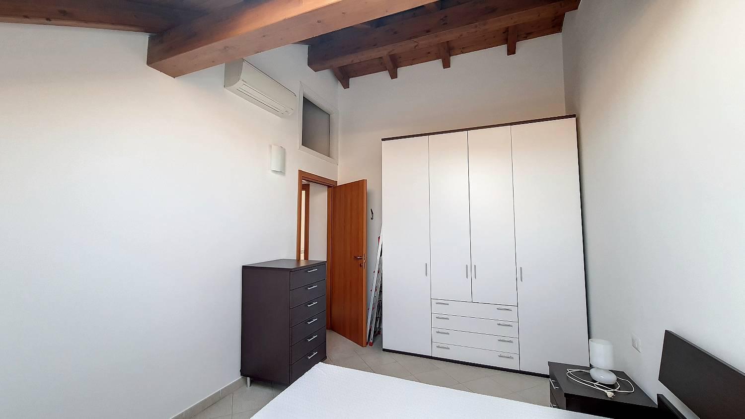 Bilocale arredato in affitto a Pogliano Milanese