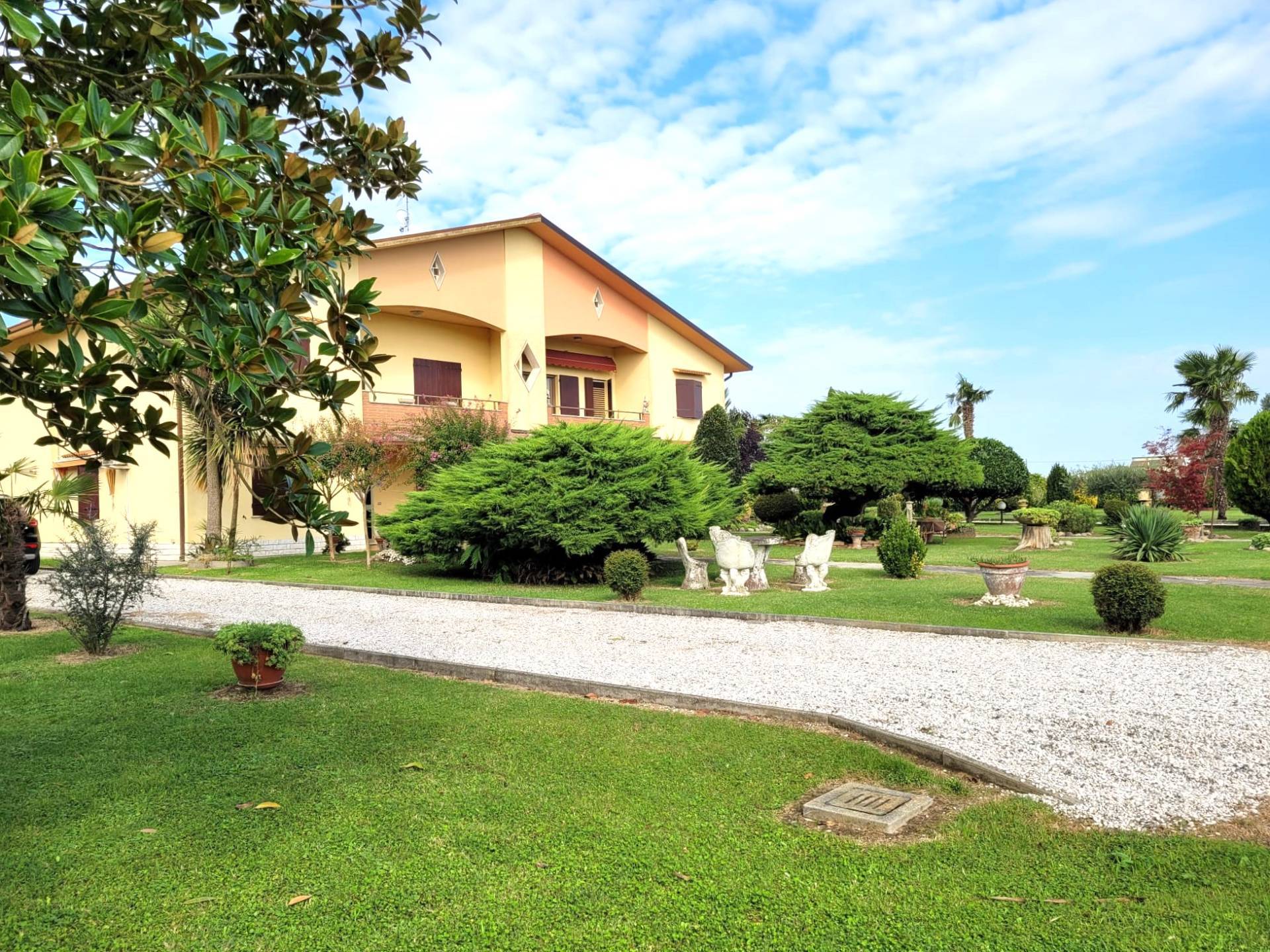 Villa in vendita, Portomaggiore quartiere