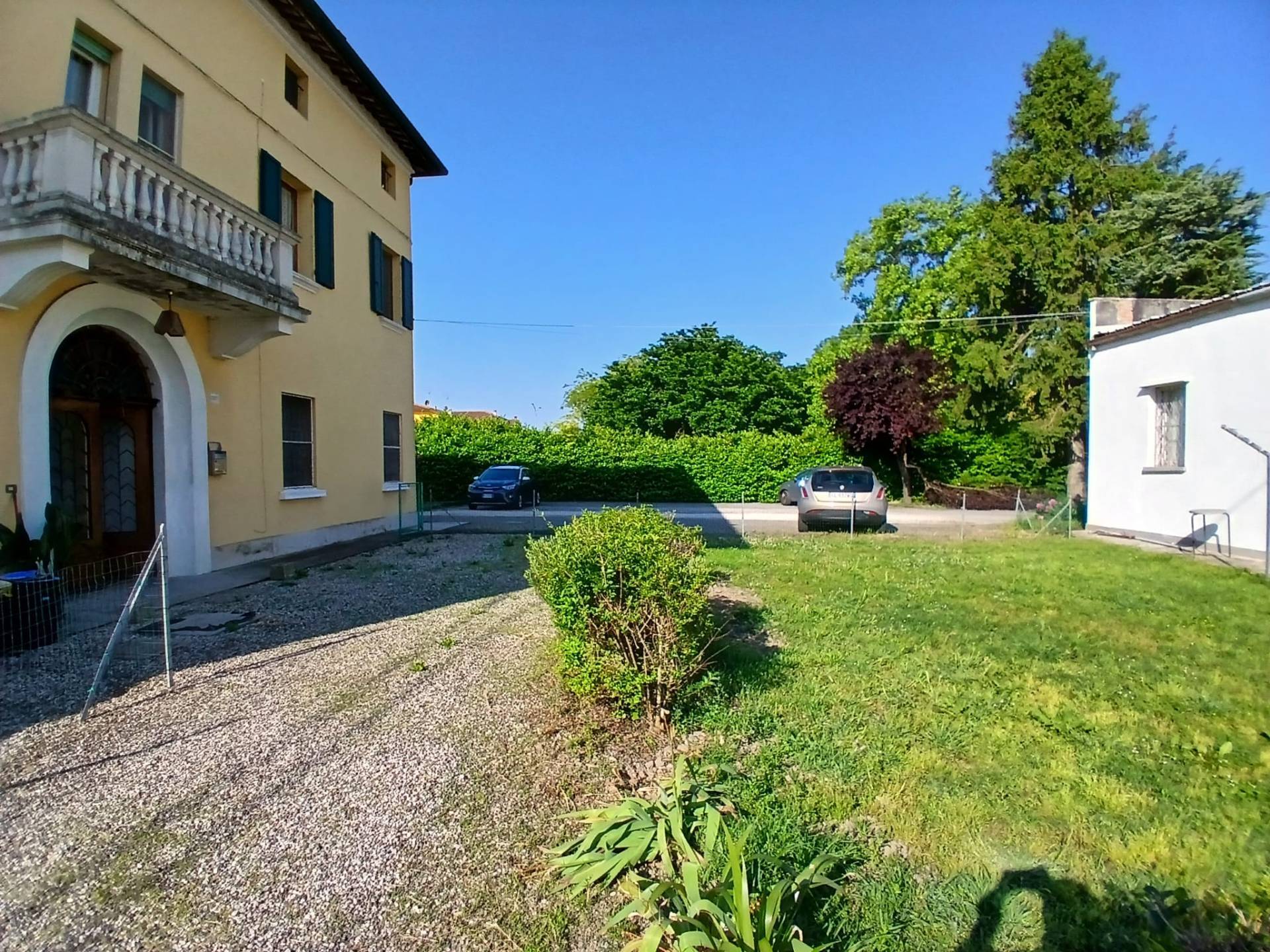 Appartamento ingresso indipendente in affitto a Ferrara, San Martino