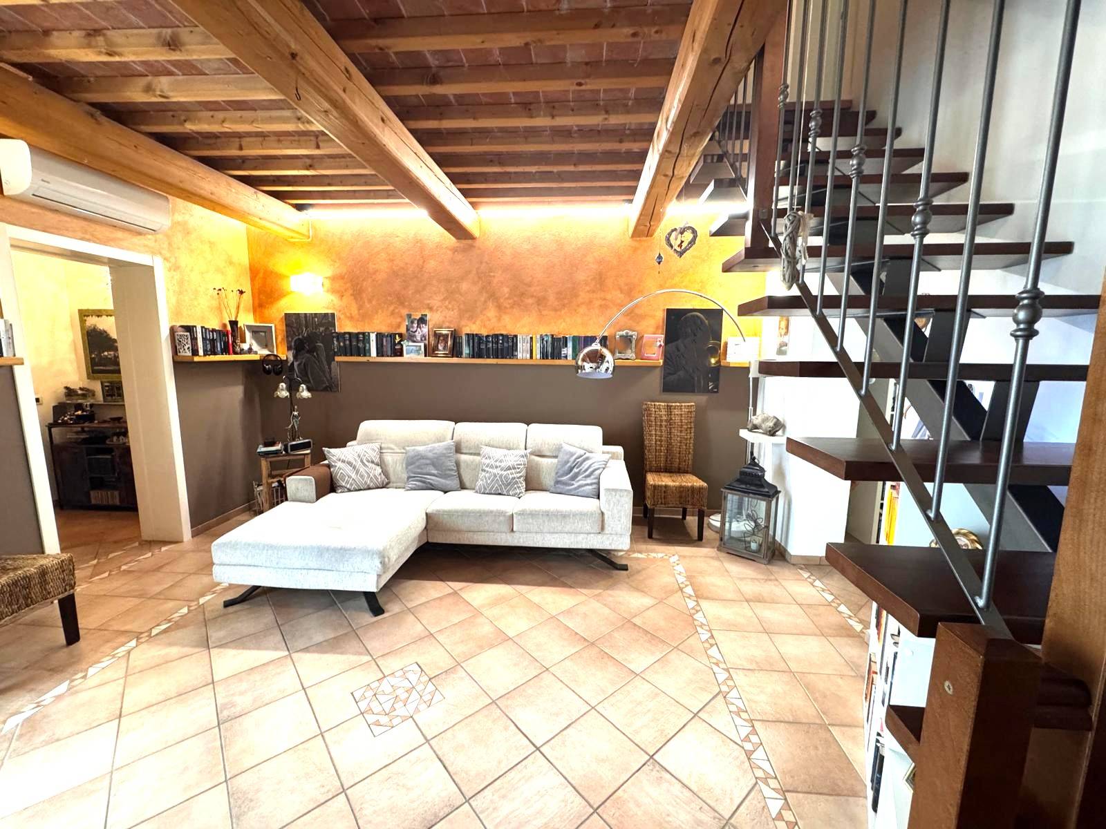 Porzione di casa in vendita a Ferrara, Marrara