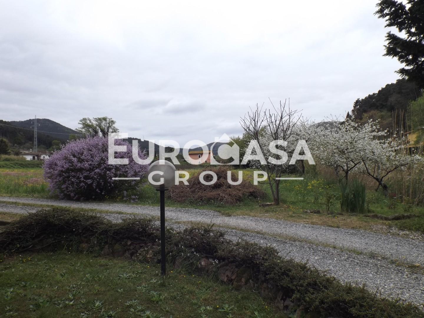 Quadrilocale con giardino, Lucca sant'anna