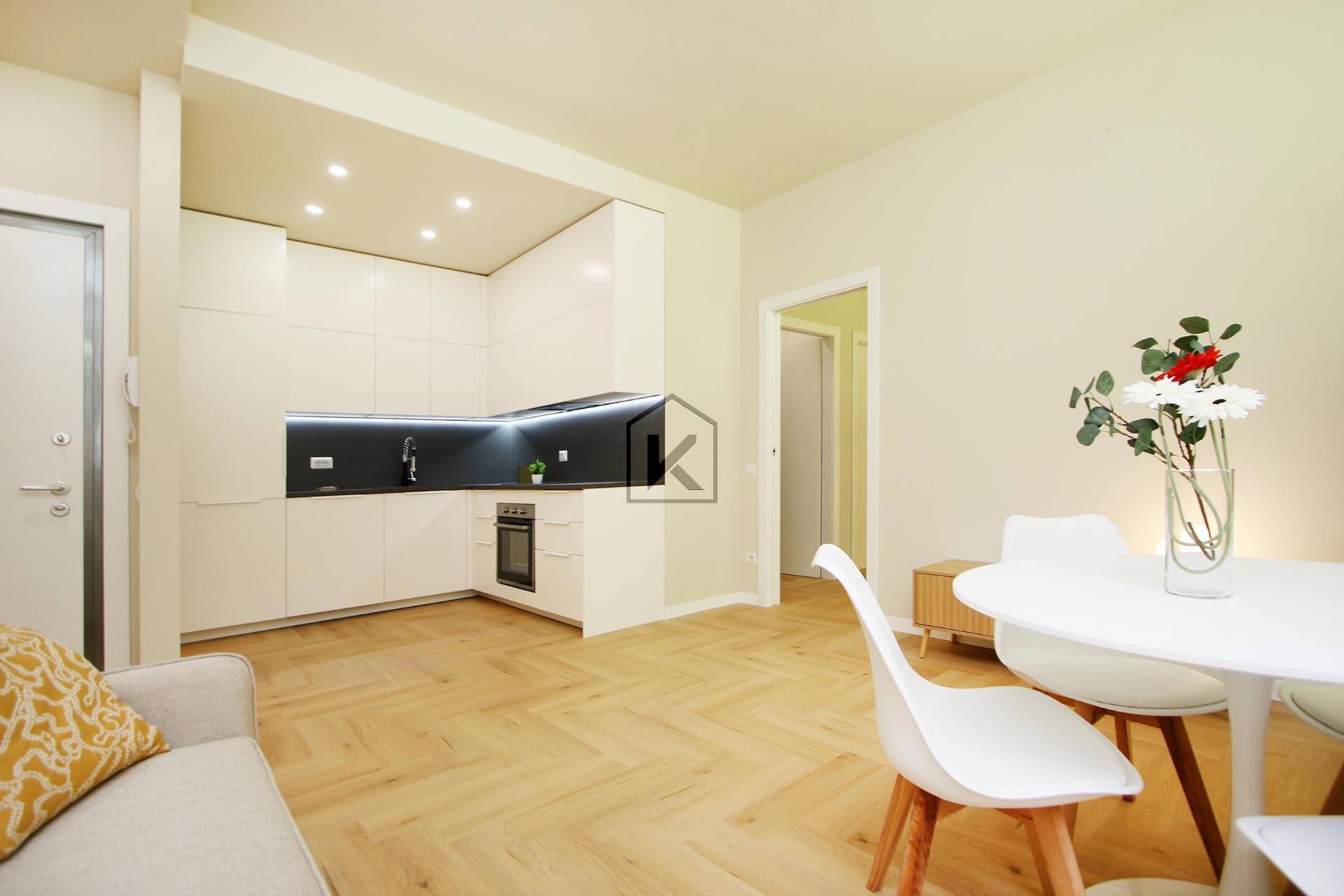 Appartamento in vendita a Milano, Lorenteggio