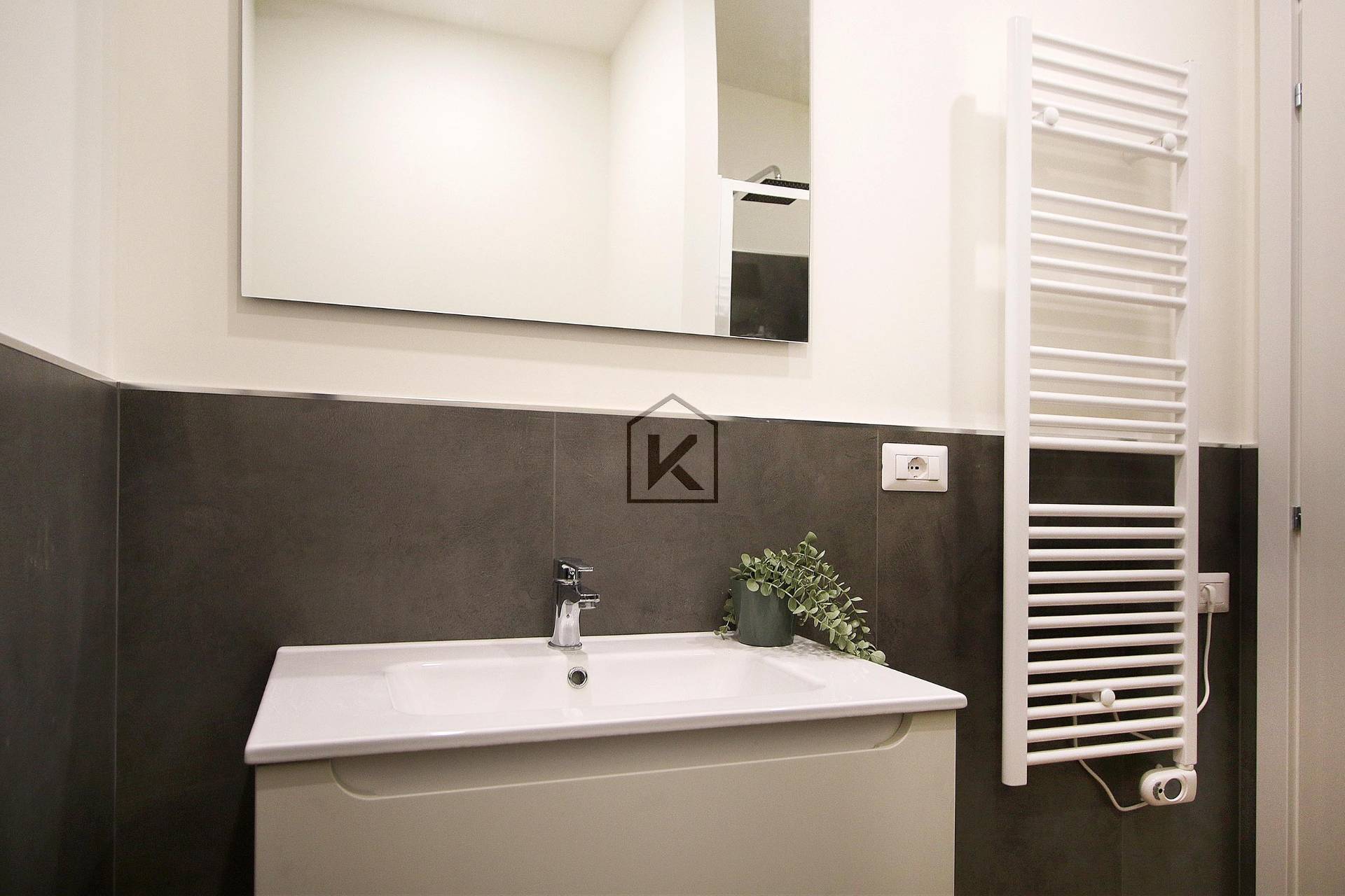 Appartamento in vendita a Milano, Lorenteggio