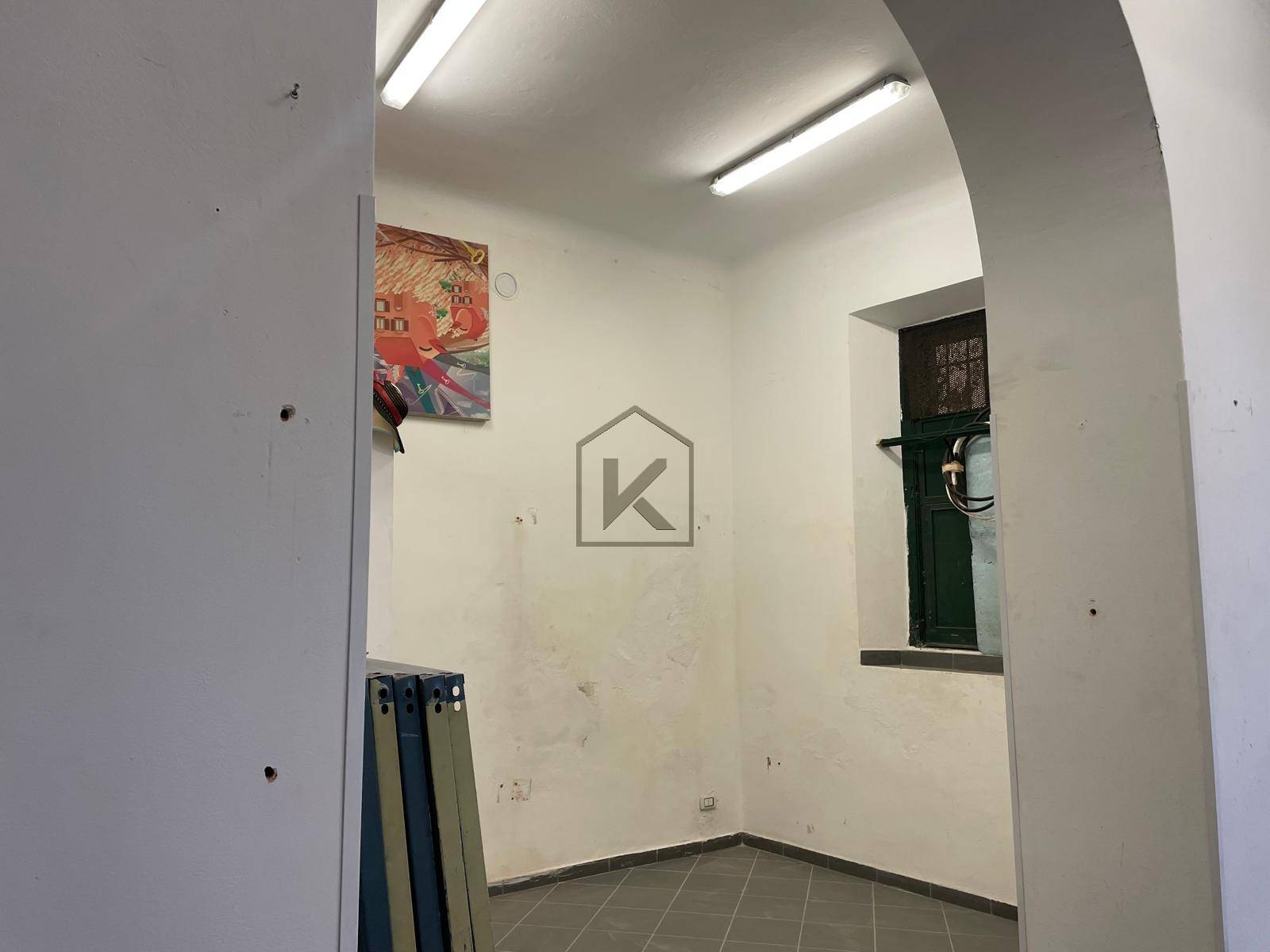 Locale commerciale in vendita a Milano, Ticinese