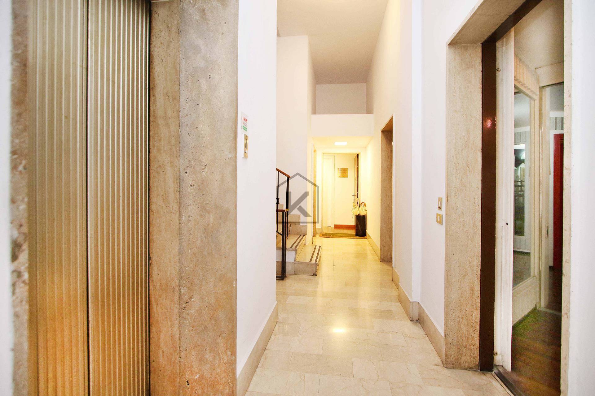 Studio/Ufficio in vendita a Milano, Corso Italia