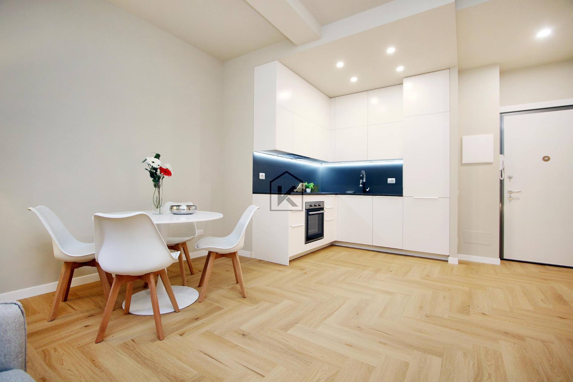 Appartamento in vendita a Milano, Lorenteggio