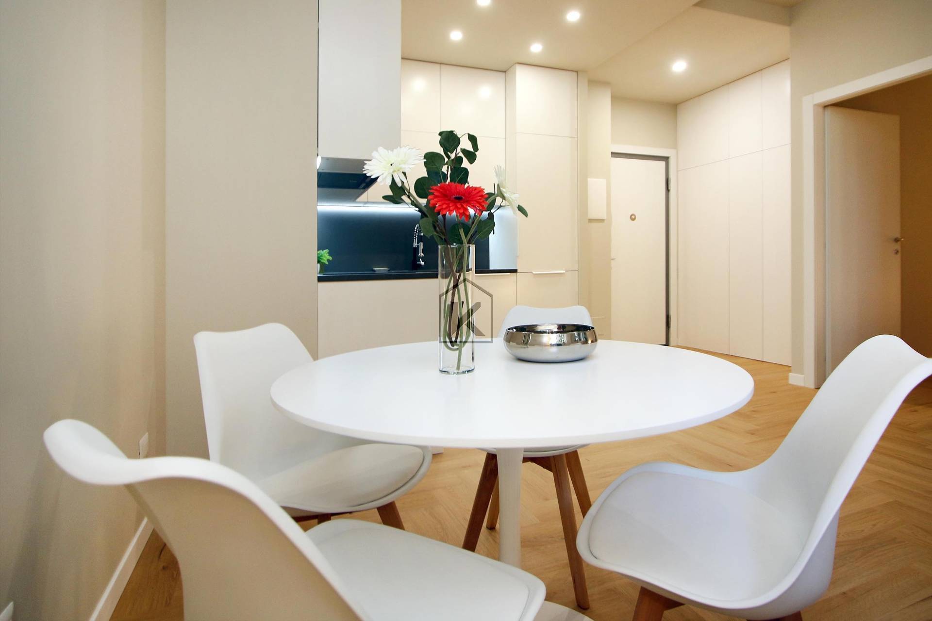 Appartamento in vendita a Milano, Lorenteggio