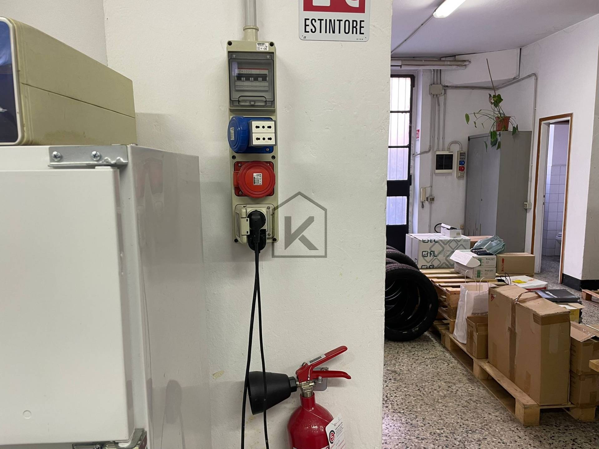 Laboratorio in vendita a Milano, Molise