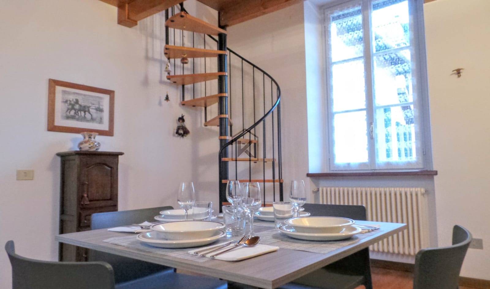 Appartamento in affitto a Varenna