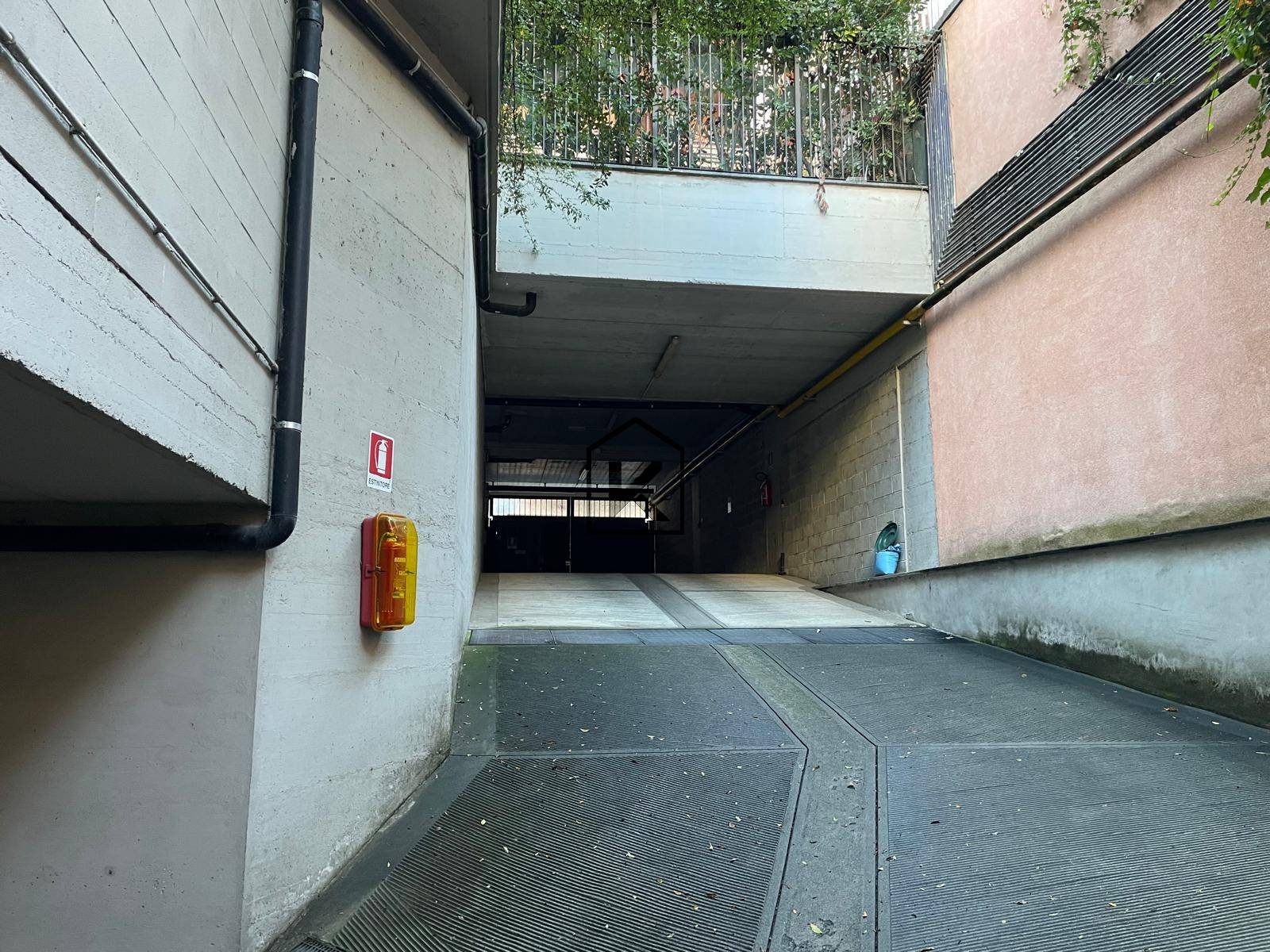 Box/Posto Auto in vendita a Milano, Monza