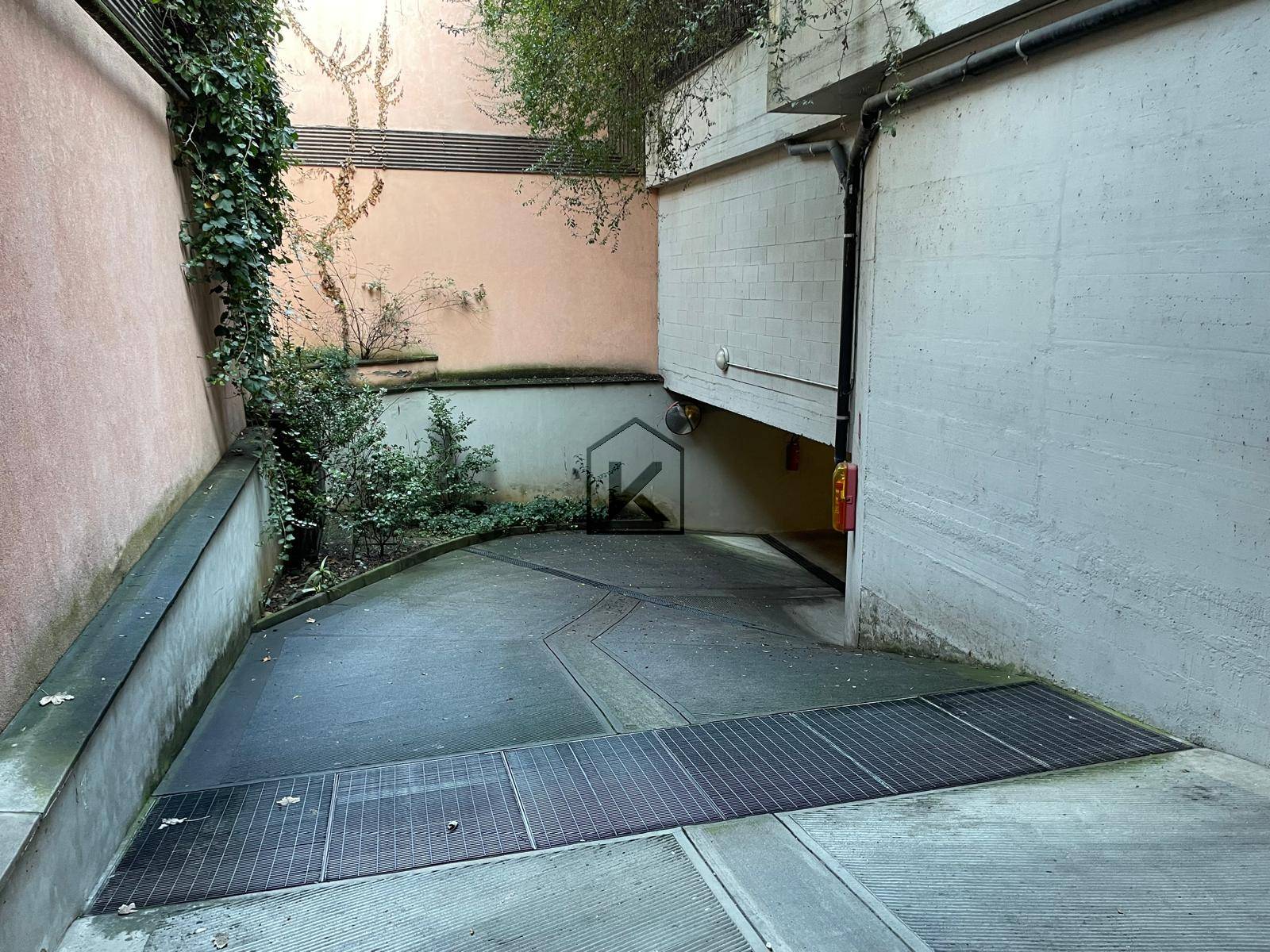 Box/Posto Auto in vendita a Milano, Monza