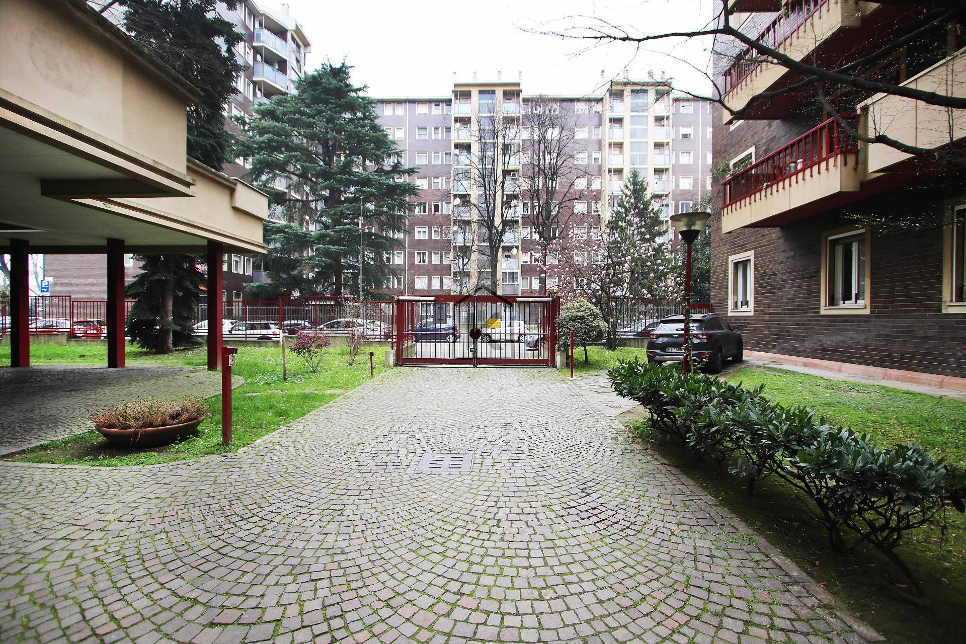 Appartamento in vendita a Milano, Solari