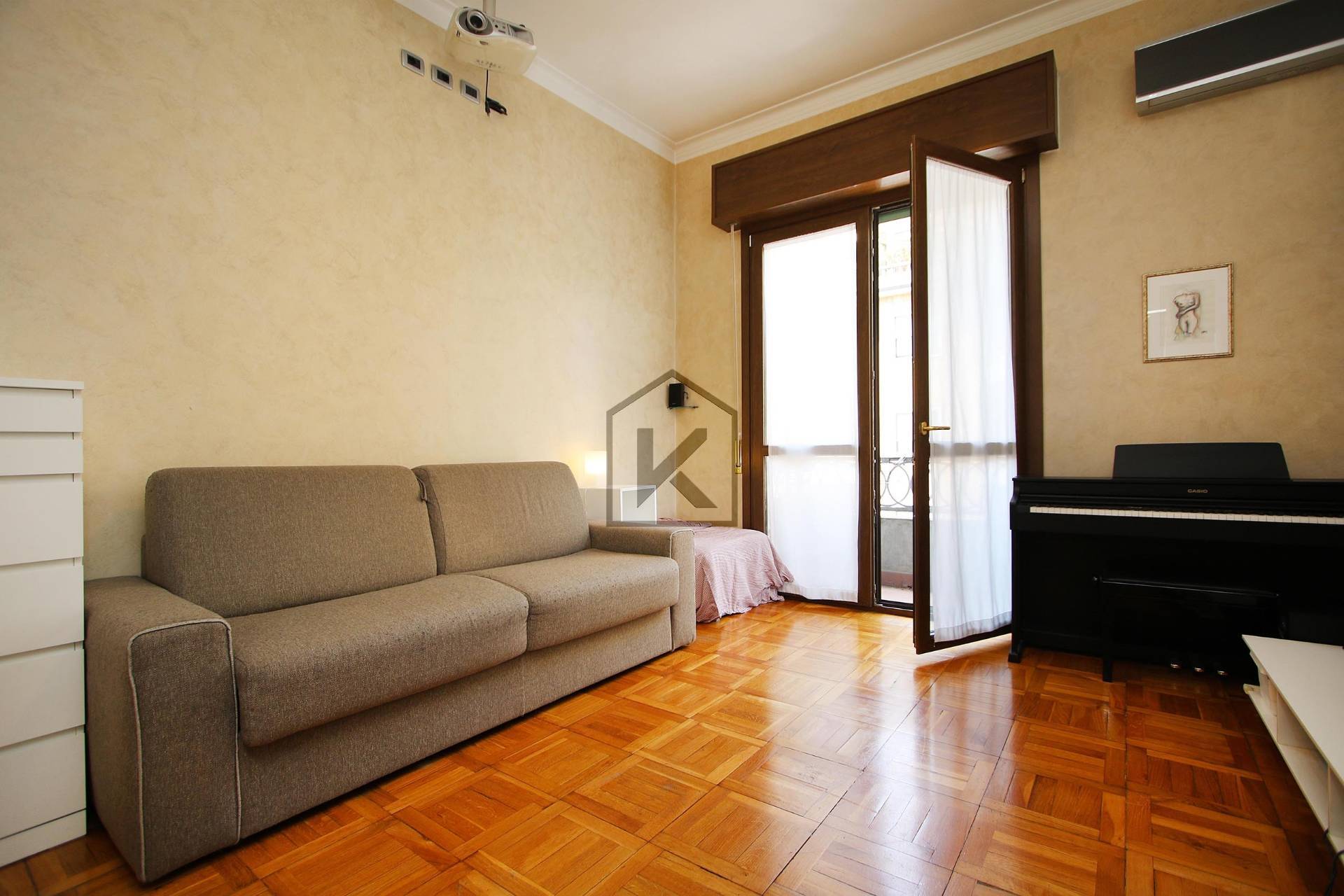 Appartamento in affitto a Milano, Corsica