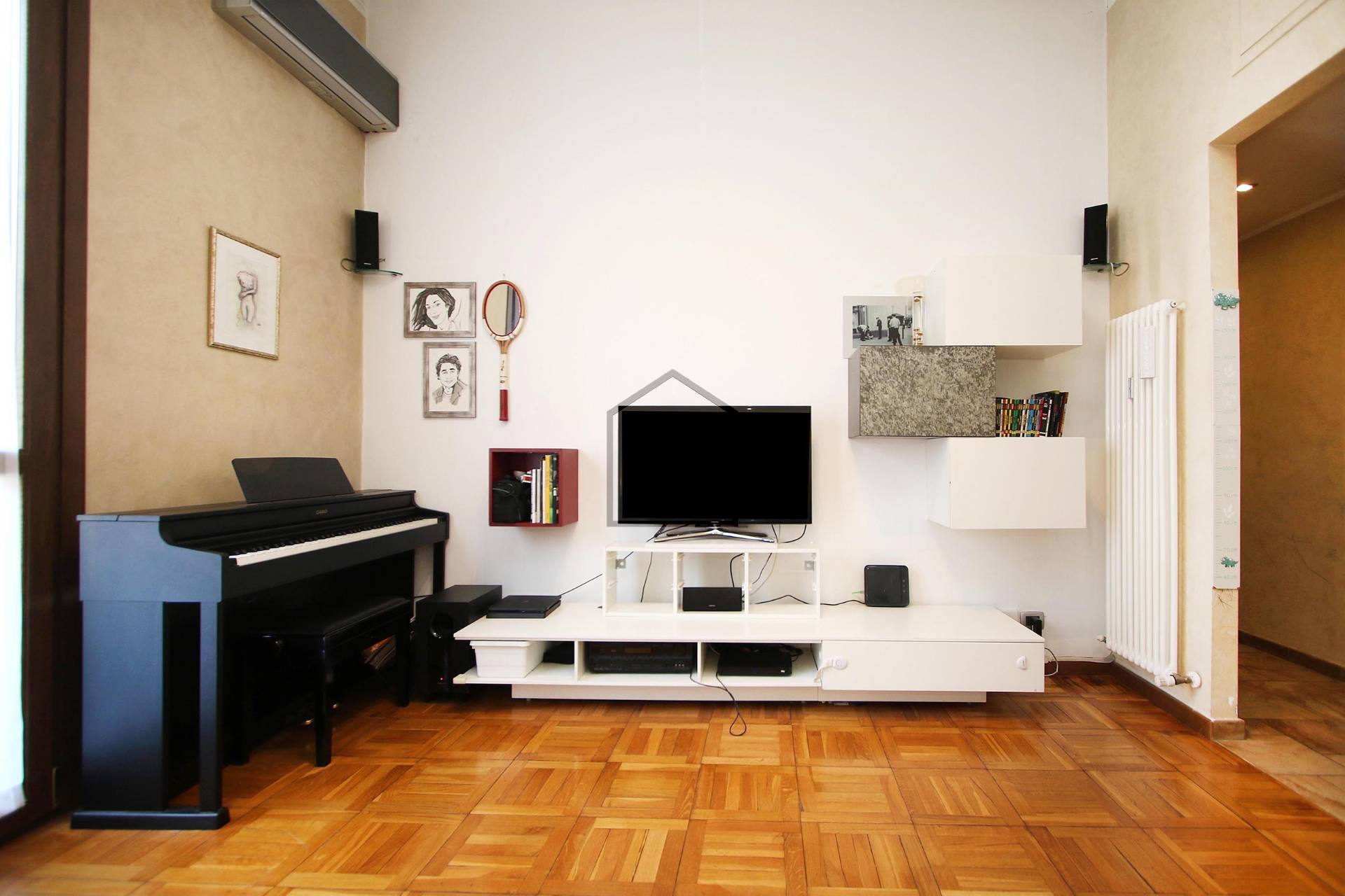 Appartamento in affitto a Milano, Corsica