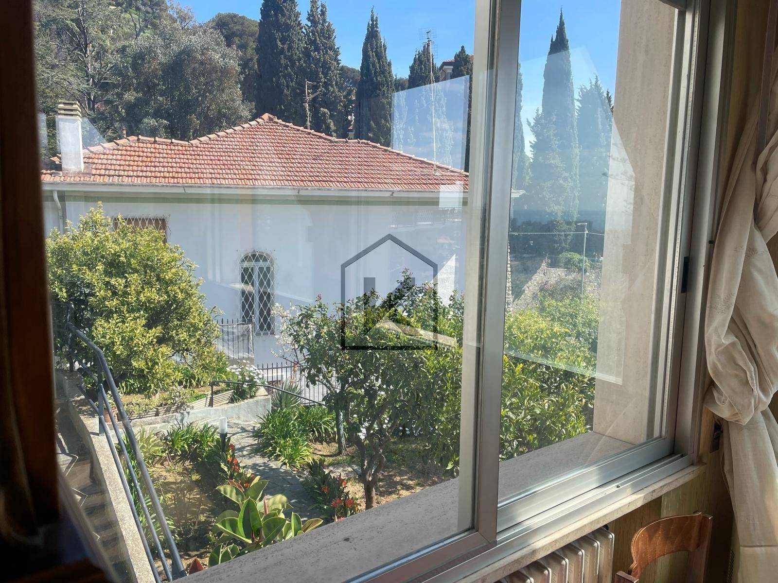 Villa in vendita a Vallecrosia, Vallecrosia Alta