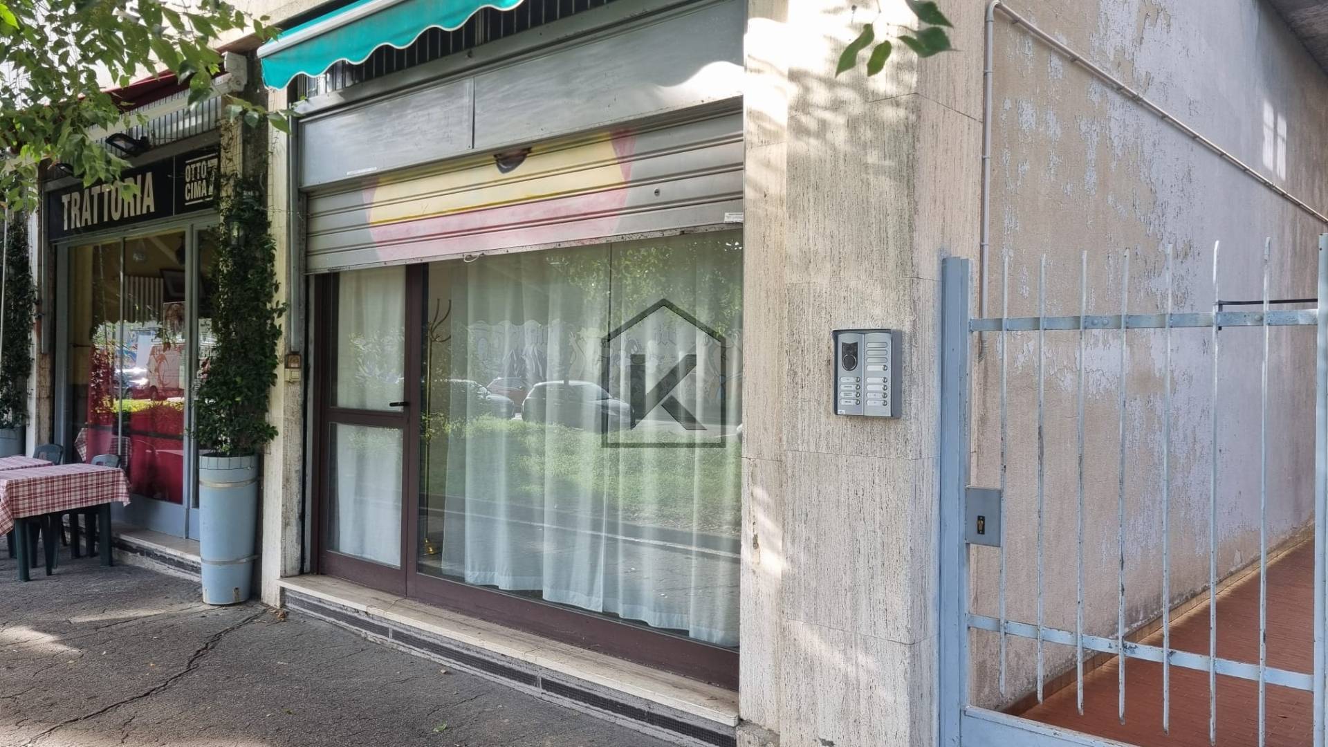 Locale commerciale in affitto a Milano, Ortica