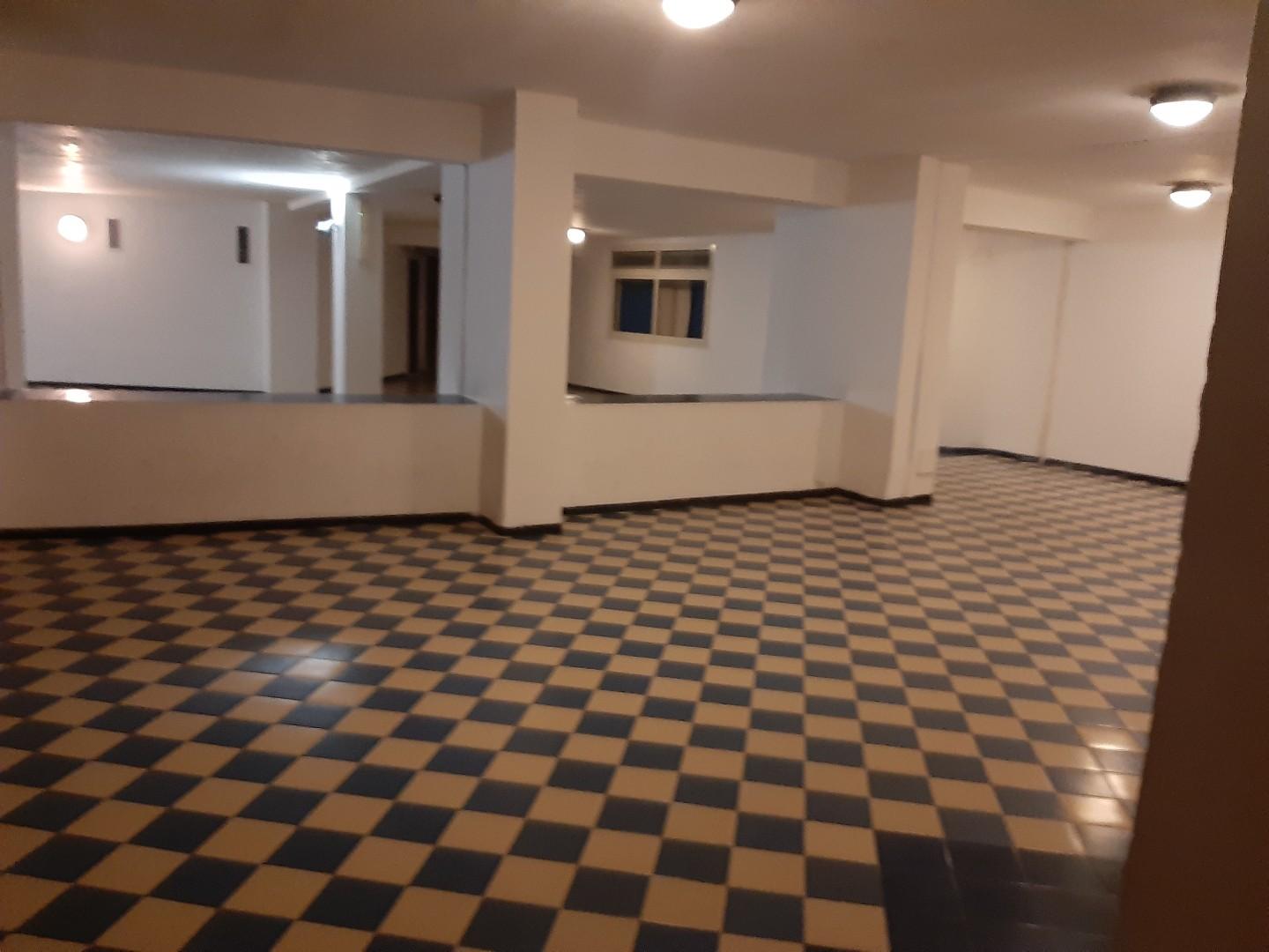 Box/Garage 135mq in vendita a Giardini-Naxos