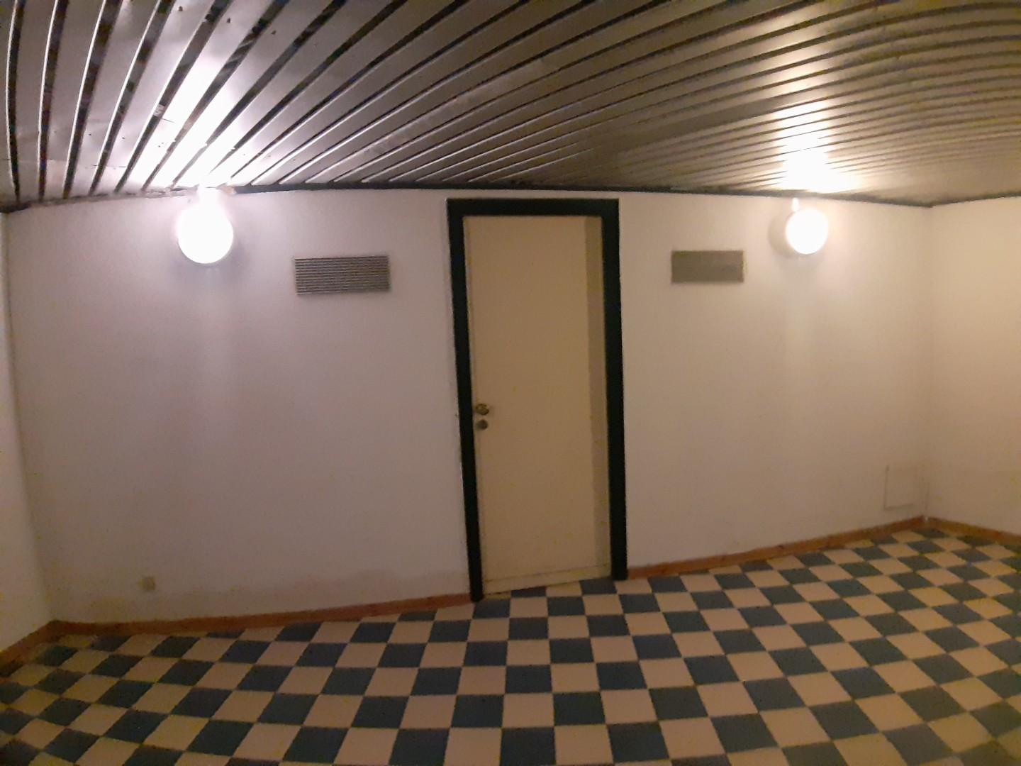 Box/Garage 135mq in vendita a Giardini-Naxos