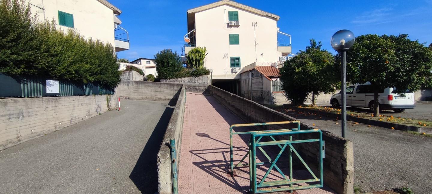 Bilocale con terrazzo, Giardini-Naxos naxos schiso'