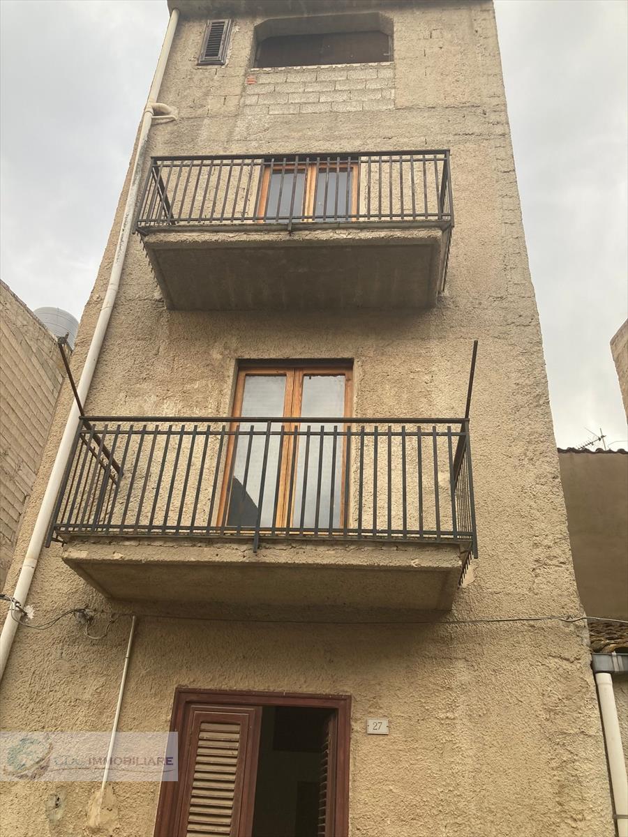 Casa indipendente in vendita in via nicosia n. 3 roccapalumba, Roccapalumba