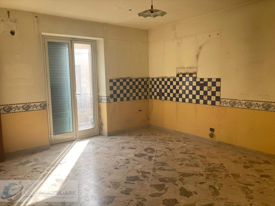 Appartamento con box in via principe umberto vicari, Vicari