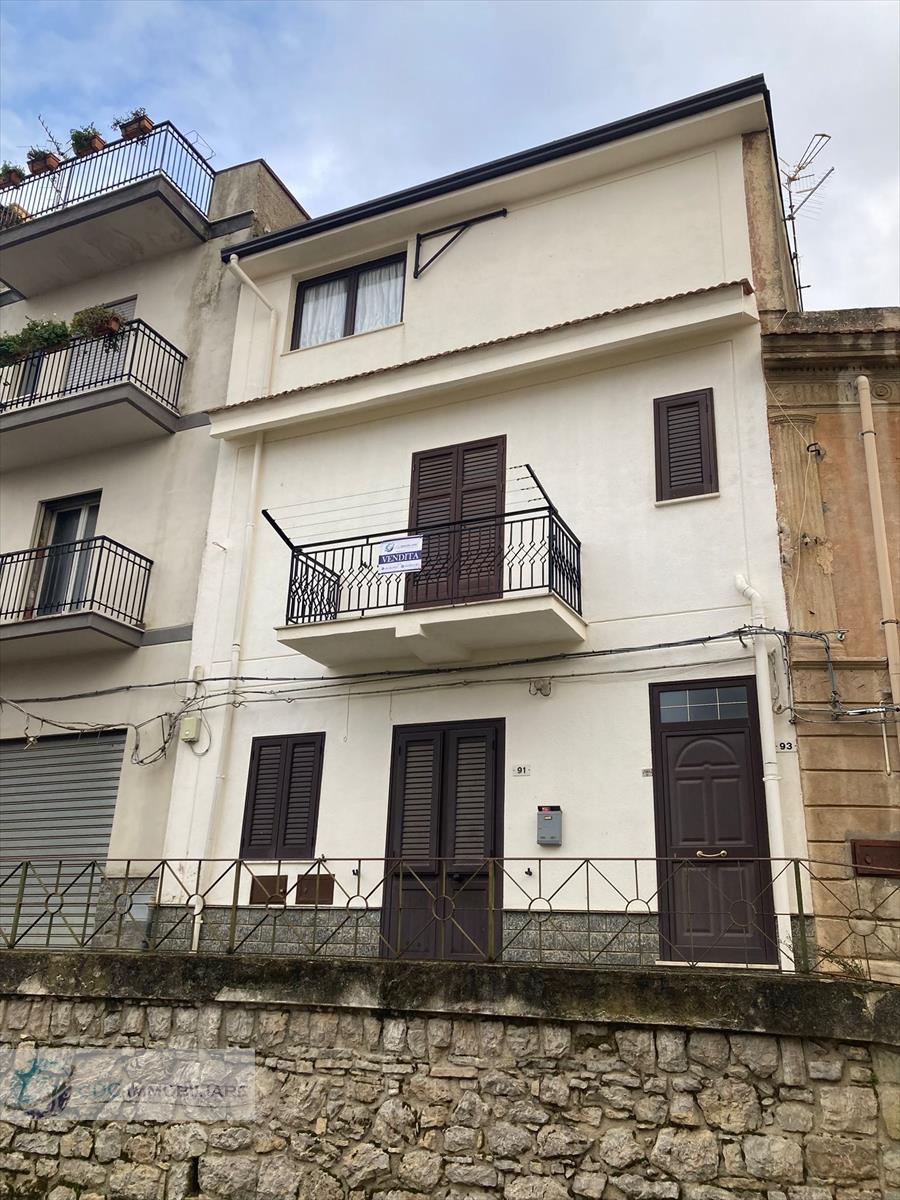 Casa indipendente in vendita in via roma 91, Vicari