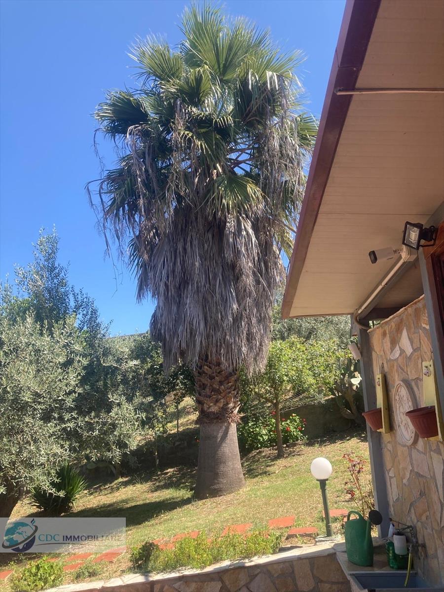 Casa vacanza 4 Locali in vendita in contrada portella calcara, Alia