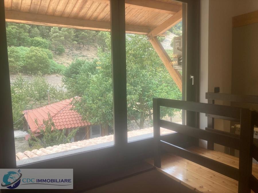 Villa con giardino in contrada margimuto, Santo Stefano Quisquina