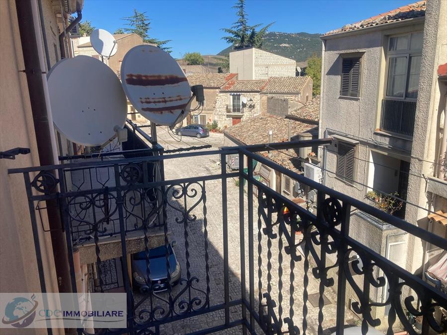 Casa indipendente con box in via censiti 9, Prizzi