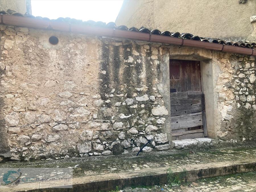 Casa indipendente da ristrutturare in via marchese arezzo, Prizzi