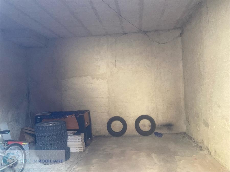 Casa indipendente da ristrutturare in via mercato, Prizzi