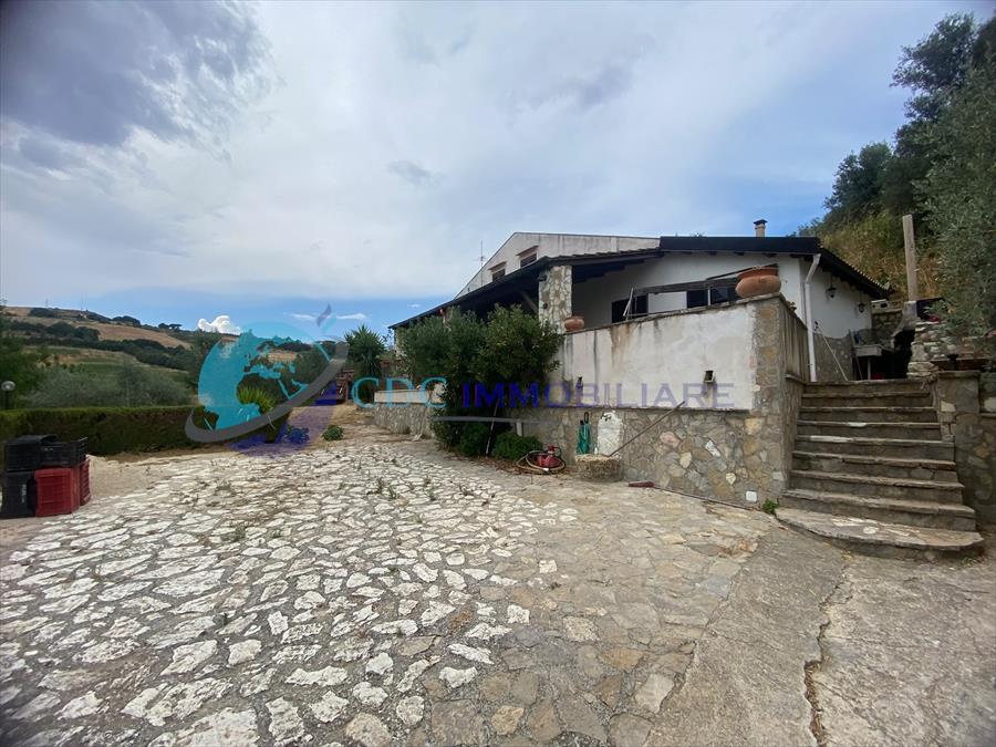 Casa vacanza 4 Locali con giardino in c.da canalotto snc, Lercara Friddi