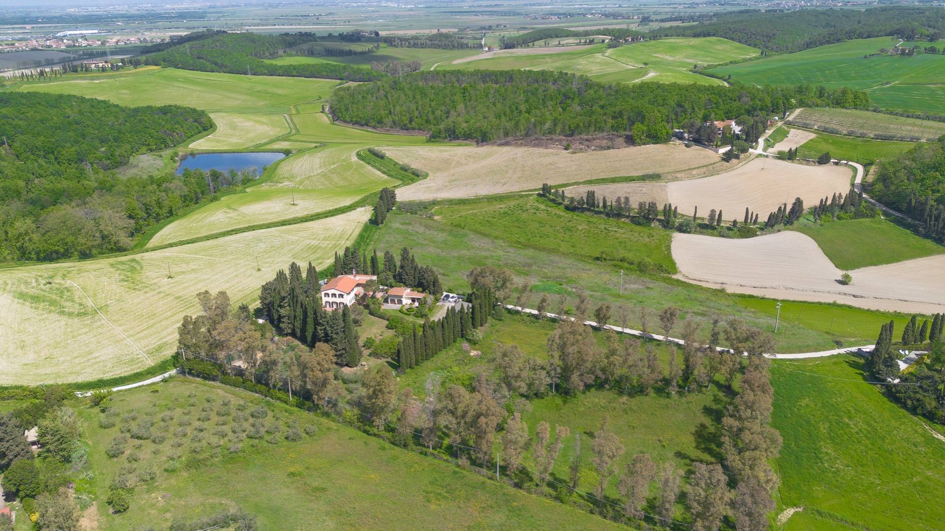 Villa in vendita a Collesalvetti, Nugola