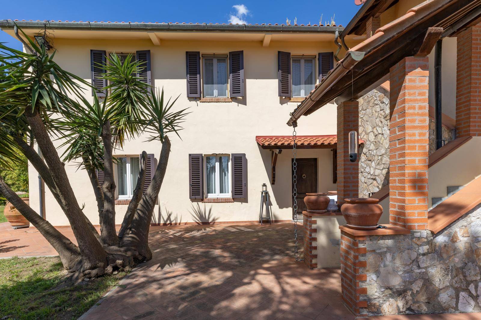 Villa in vendita a Collesalvetti, Nugola