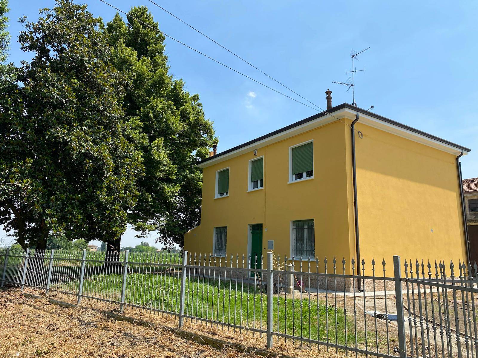 Villa in vendita a Ferrara, Corlo