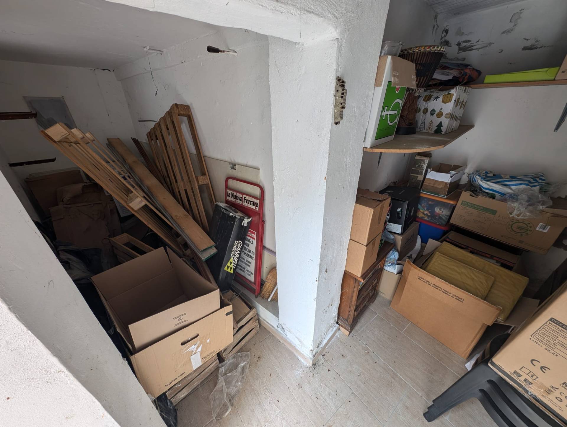 Locale commerciale in vendita a Ferrara, Malborghetto