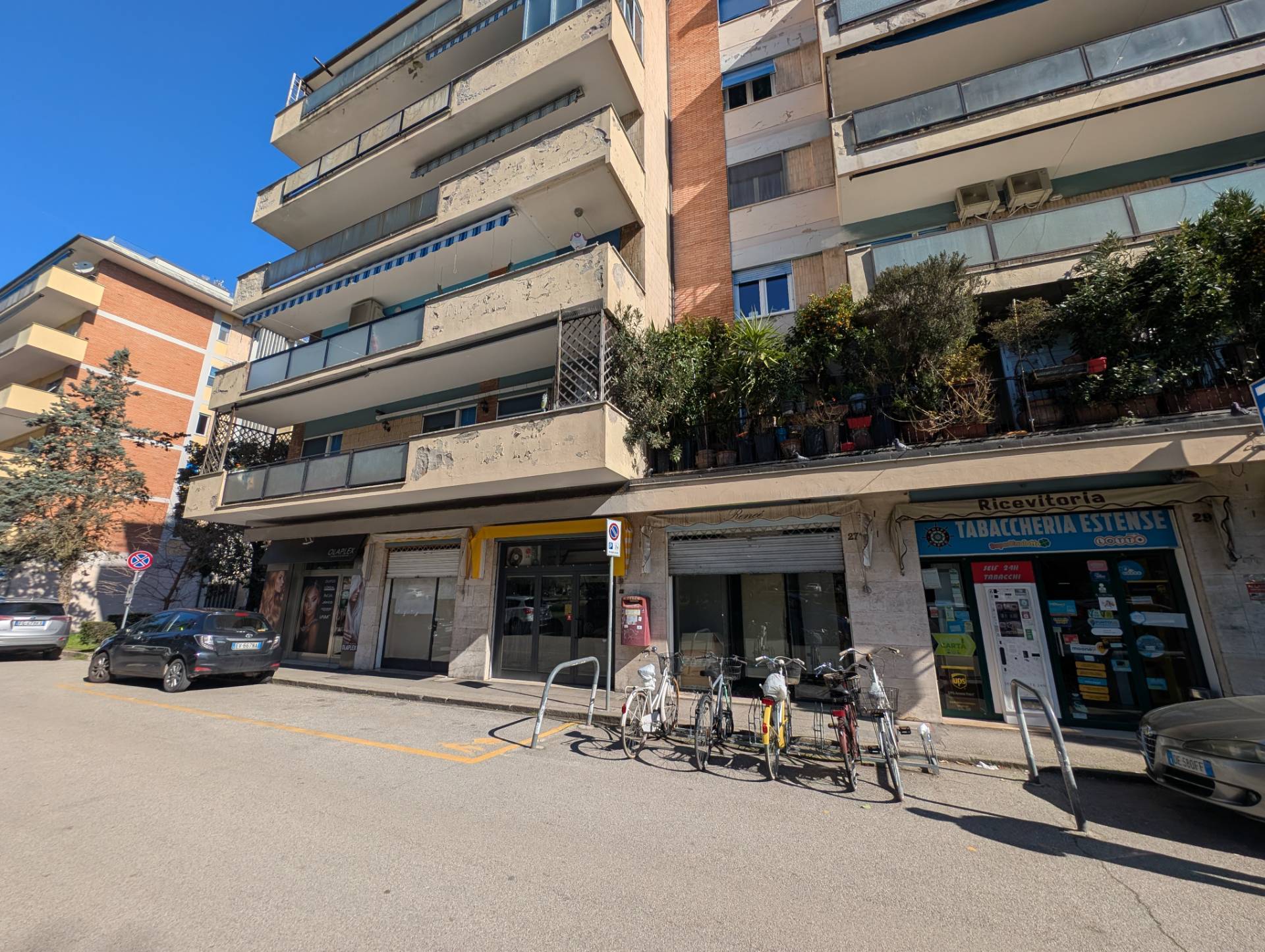 Locale commerciale in vendita a Ferrara, Fossa d'Albero